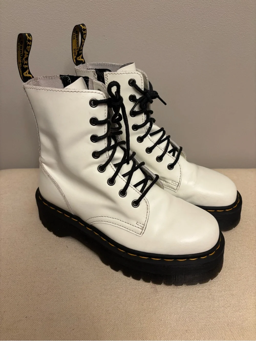 Doc Martens Jadon White Leather Chunky Platform Combat Boots Size 8M / 9L